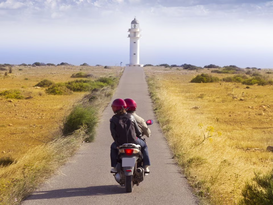 Faro de La Mola